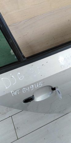 dver-zadniaia-pravaia-volkswagen-jetta-vi-art-100859-big-3