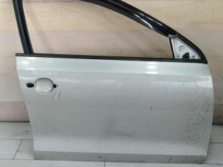 dver-peredniaia-pravaia-volkswagen-jetta-vi-art-100934