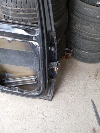 dver-zadniaia-levaia-volkswagen-passat-b6-art-101694-big-7