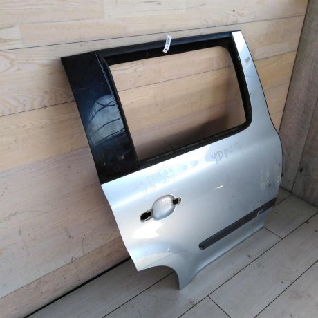 dver-zadniaia-pravaia-skoda-yeti-art-101753-big-4