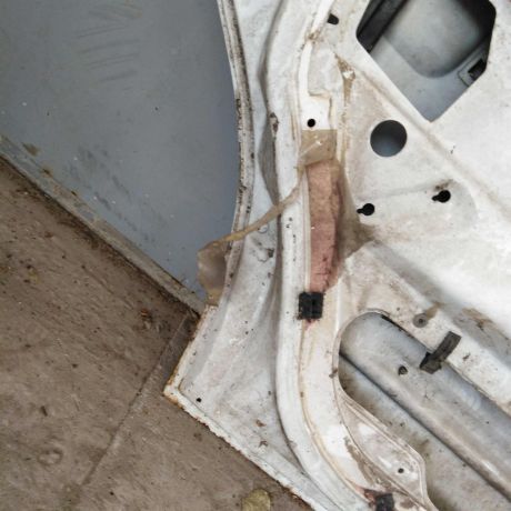 dver-zadniaia-levaia-volkswagen-passat-b3-art-102395-big-1