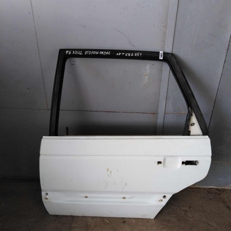 dver-zadniaia-levaia-volkswagen-passat-b3-art-102395-big-0