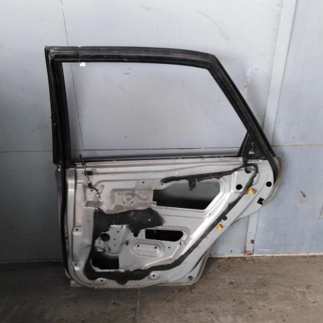 dver-zadniaia-pravaia-volvo-s40-art-102399-big-6