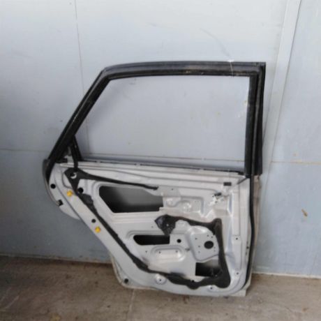 dver-zadniaia-levaia-volvo-s40-art-102407-big-2