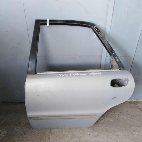 dver-zadniaia-levaia-volvo-s40-art-102407-big-0