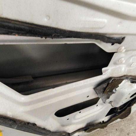 dver-zadniaia-levaia-volvo-s40-art-102407-big-8