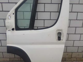 dver-peredniaia-pravaia-peugeot-boxer-art-102459