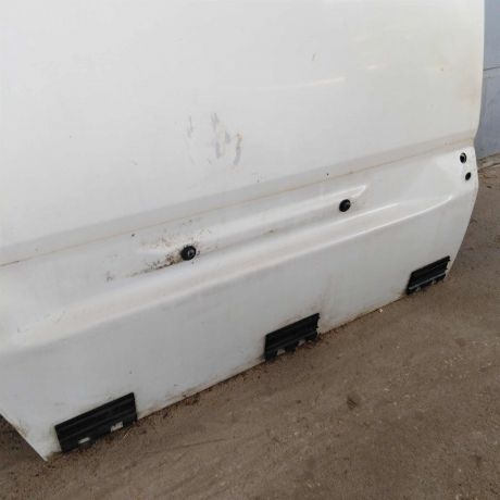 dver-zadniaia-pravaia-volkswagen-passat-b3-art-102467-big-2