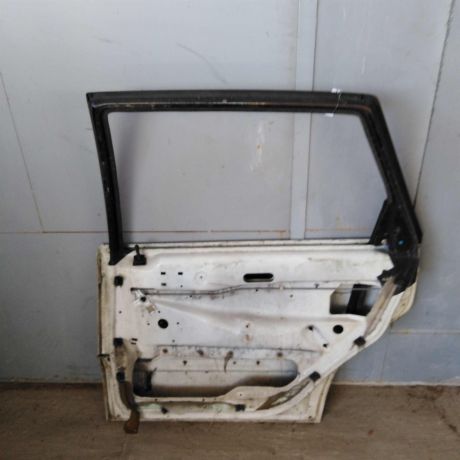 dver-zadniaia-pravaia-volkswagen-passat-b3-art-102467-big-1