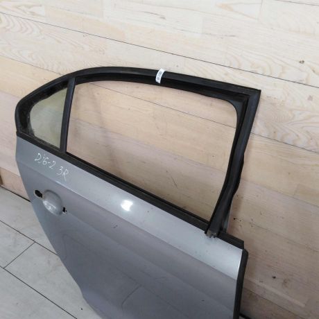 dver-zadniaia-pravaia-volkswagen-jetta-vi-art-105283-big-8