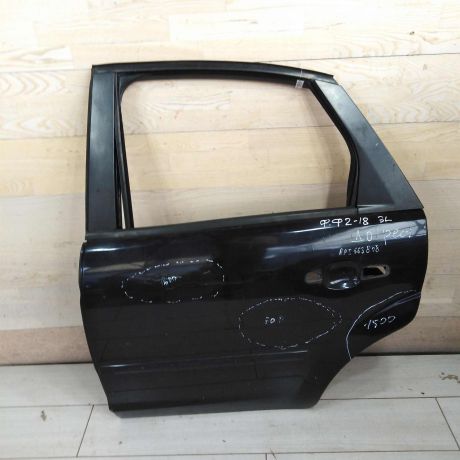 dver-zadniaia-levaia-ford-focus-2-dorestailing-defekt-xetcbek-sedan-art-106025-big-0