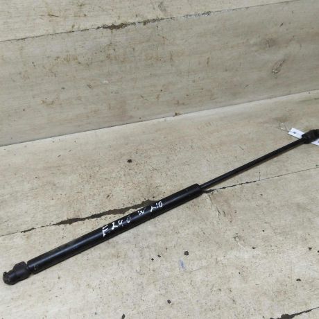 amortizator-kapota-mercedes-e-klass-w210-art-106071-big-2