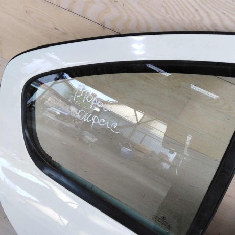 dver-zadniaia-pravaia-skoda-octavia-a5-defekt-na-fotov-rodnom-okrase-liftbek-art-106146-big-2