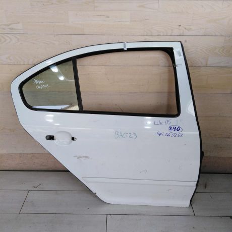 dver-zadniaia-pravaia-skoda-octavia-a5-defekt-na-fotov-rodnom-okrase-liftbek-art-106146-big-0