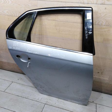 dver-zadniaia-pravaia-volkswagen-jetta-v-art-107457-big-2