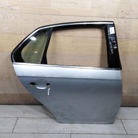 dver-zadniaia-pravaia-volkswagen-jetta-v-art-107457-big-8