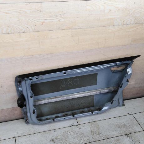 dver-peredniaia-pravaia-audi-a6-c5-art-107692-big-4