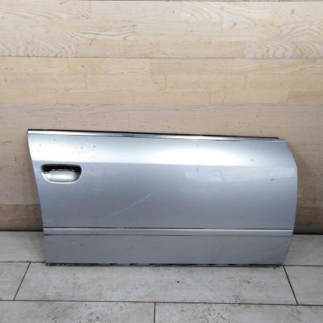 dver-peredniaia-pravaia-audi-a6-c5-art-107694-big-0