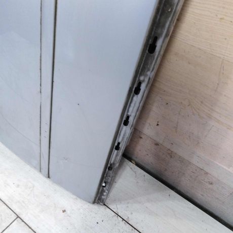 dver-peredniaia-pravaia-audi-a6-c5-art-107694-big-3