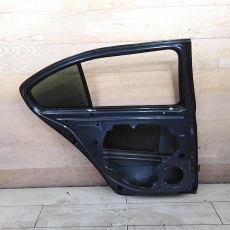 dver-zadniaia-levaia-skoda-octavia-a5-ramka-art-108212-big-5