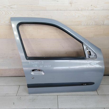 dver-peredniaia-pravaia-renault-symbol-i-art-109461-big-0