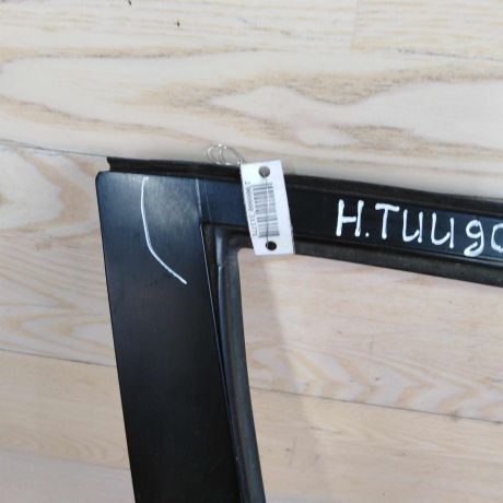 dver-peredniaia-pravaia-nissan-tiida-i-defekt-art-110037-big-1