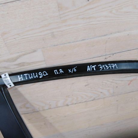 dver-peredniaia-pravaia-nissan-tiida-i-defekt-art-110037-big-2