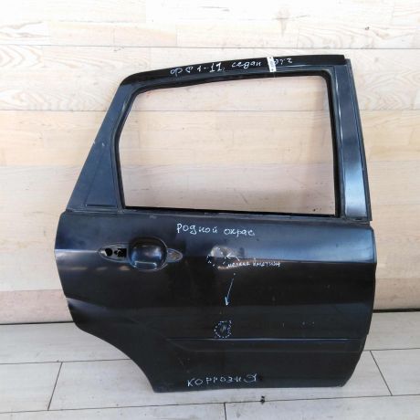 dver-zadniaia-pravaia-ford-focus-1-defekty-art-110126-big-0