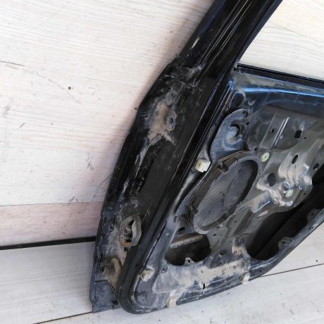 dver-zadniaia-pravaia-ford-focus-1-defekty-art-110126-big-7