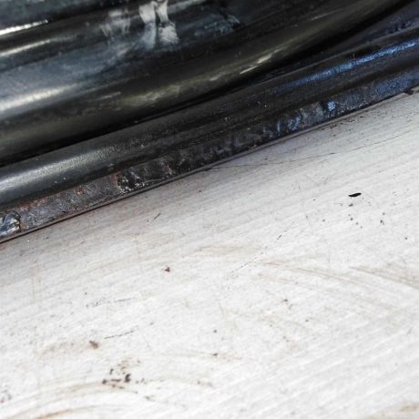 dver-zadniaia-pravaia-ford-focus-1-defekty-art-110126-big-4