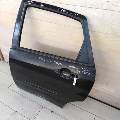 dveri-zadniaia-levaia-ford-focus-1-defekty-art-110128-big-1