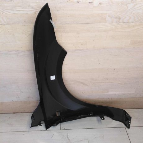 krylo-levoe-ford-focus-2-do-rest-novoe-art-57245-big-1