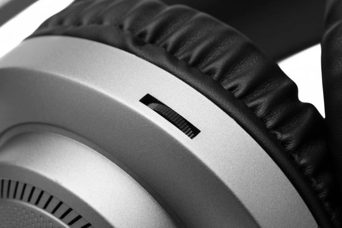 nausniki-s-mikrofonom-a4tech-j200s-big-3