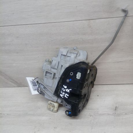 zamok-dveri-perednii-pravyi-audi-a6-c6-art-11640-big-0