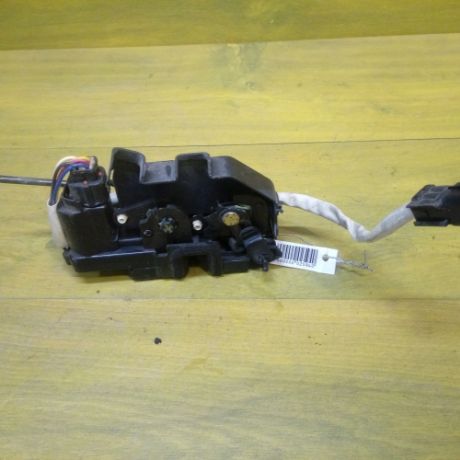 zamok-dveri-hyunday-zadnei-levoi-getz-art-12375-big-0