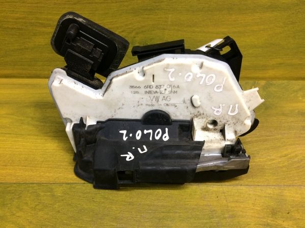 zamok-dveri-volkswagen-polo-sedan-2015-gv-art-12543-big-0