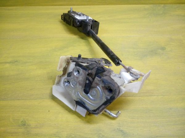 zamok-dveri-hyunday-sonata-4-zadnii-pravyi-art-12730-big-2