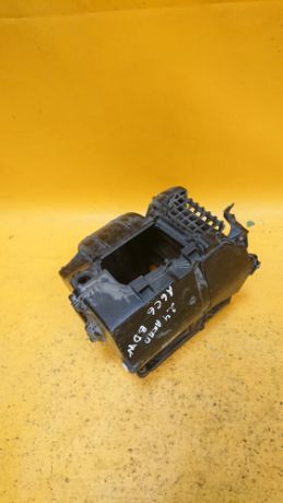 korpus-otopitelia-audi-a6-s6-art-12884-big-1