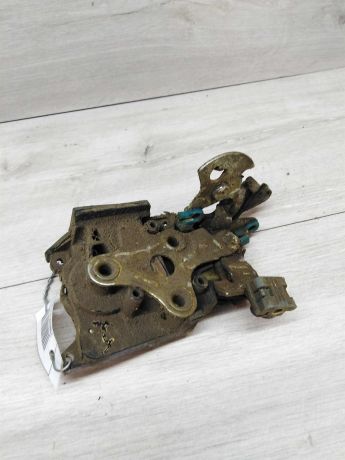 zamok-dveri-zadnii-pravyi-zaz-sens-art-13143-big-1