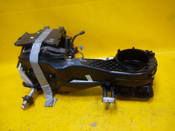 korpus-pecki-audi-a4-b6-art-13248-big-1