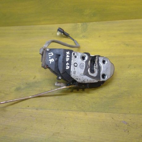 zamok-dveri-perednii-pravyi-kia-spectra-art-13637-big-1