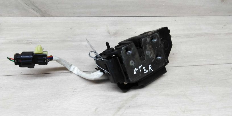 zamok-dveri-zadnii-pravyi-hyundai-getz-art-14054-big-0