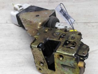 zamok-dveri-zadnii-pravyi-volvo-s40-art-14143