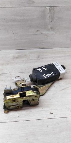 zamok-dveri-zadnii-pravyi-volvo-s40-art-14143-big-1