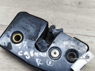 zamok-dveri-pravoi-sdviznoi-volkswagen-transporter-t4-art-14385