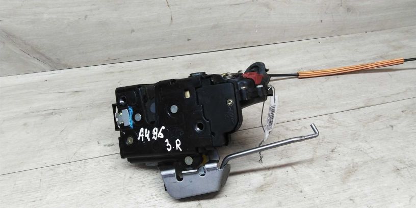 zamok-dveri-zadnii-pravyi-audi-a4-b6-art-14532-big-0