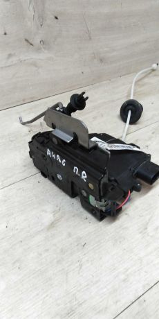 zamok-dveri-perednii-pravyi-audi-a4-b6-art-14534-big-0