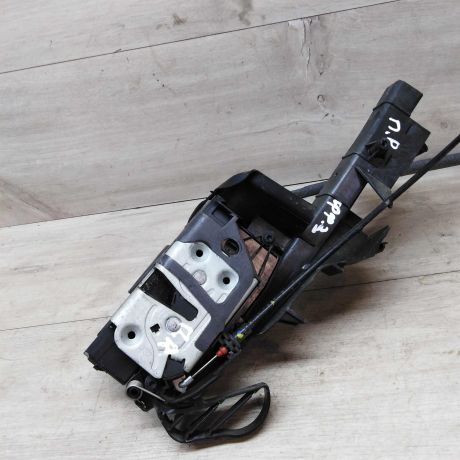 zamok-dveri-perednii-pravyi-ford-focus-iii-art-15445-big-3