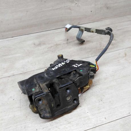 zamok-dveri-zadnei-levoi-mazda-323-art-15665-big-1