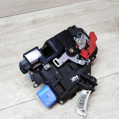 zamok-dveri-skoda-octavia-a5-art-16320-big-3